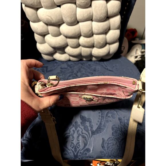 Coach 43758 Waverly Hearts Gold & Khaki PVC Crossbody Swingpack - Picture 8 of 14